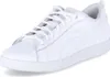 A white Puma Smash Wns v2 sneaker is shown from a side angle against a white background. Anteprima dell’immagine prodotto