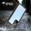 A phone case is shown submerged in water with splashes, indicating water resistance. Produktbild-Vorschau