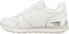 A side view of a white Skechers sneaker. Voir les images du produit