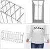 A collage of images showing a metal garden border, including close-ups and a person holding it. Voir les images du produit