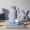 Eva Solo Silhouette pichet isolant 1 litre Blue sky Voir les images du produit 2