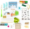 A collection of items for a dinosaur-themed advent calendar, including cards, feathers, and tools, laid out on a white background. Náhled obrázku produktu