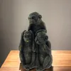 Statue en polyrésine de 3 singes représentant l'ouïe, la Voir les images du produit 2