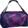 A studio shot of a duffel bag. Voir les images du produit