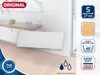A white mop pad is shown leaning against a white wall on a light wood floor. The image includes marketing icons and text. Produktbild-Vorschau