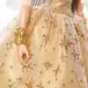Barbie Signature Holiday Doll 2 Voir les images du produit 12