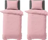 Two identical pink duvet covers and pillowcases are laid out on beds with grey headboards. Produktbild-Vorschau