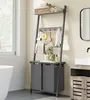 A bathroom ladder shelf with laundry baskets and accessories. Produktbild-Vorschau