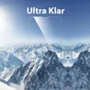 A smartphone screen protector is shown superimposed over a snowy mountain landscape. Produktbild-Vorschau