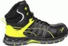A studio shot of a single Puma safety shoe. Voir les images du produit