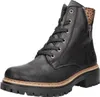 A black leather boot with laces and a leopard print lining. Voir les images du produit