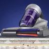 A cutaway diagram of a vacuum cleaner showing its internal workings and how it cleans. Náhled obrázku produktu