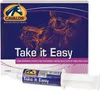 A box and a syringe of Cavalor Take it Easy horse supplement. Produktbild-Vorschau