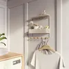 Věšák na klíče Umbra Estique, 31,12 x 10,16 cm, bílý Náhled obrázku produktu 3