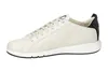 A single white sneaker with black accents is shown against a white background. Náhled obrázku produktu