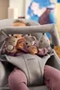 BABYBJÖRN giocattolo per sdraietta Cuddle Friends Colori Anteprima dell’immagine prodotto 4