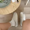 Yeezy Slide Cream.Größe:US9 - EU43 Produktbild-Vorschau 2