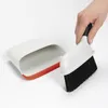 OXO Compact set van vuilnispan en borstel, 186,7 mm, 40,6 Productafbeelding-voorbeeld 10