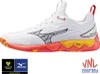 A side view of a white Mizuno volleyball shoe with red and yellow accents. Produktbild-Vorschau