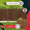 A woven willow fence section is shown in a garden setting, with text overlays highlighting features and assembly. Anteprima dell’immagine prodotto