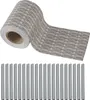 A roll of privacy screen material with a rattan pattern and a set of clips. Produktbild-Vorschau