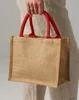 Westford Mill W412 | Mini sac cadeau en jute 26 x 22 x 14 Voir les images du produit 3