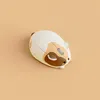 A calico cat-themed wireless mouse is shown from a slightly elevated side angle on a plain light brown background. Anteprima dell’immagine prodotto