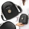 Borsa portacellulare in pelle nera, borsa a tracolla Anteprima dell’immagine prodotto 15