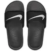 A pair of black Nike Kawa slides for children, viewed from above against a white background. Produktbild-Vorschau