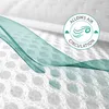 A close-up abstract view of a mesh fabric with a teal wave-like overlay and a circular graphic indicating air circulation. Produktbild-Vorschau