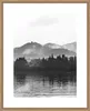 A framed black and white landscape photograph of mountains, trees, and a lake. Anteprima dell’immagine prodotto