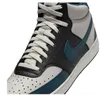A close-up view of a Nike sneaker. Anteprima dell’immagine prodotto