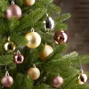Brubaker 50-teiliges Set Weihnachtskugeln mit Baumspitze - Produktbild-Vorschau 3
