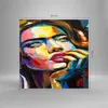 Bilder auf glas - Mädchen Gesicht - 50x50cm - Glasbilder - Produktbild-Vorschau 3