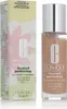 CLINIQUE | BEYOND PERFECTING | Visage Voir les images du produit 5