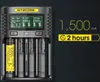 A Nitecore UM4 battery charger is shown with a yellow battery inserted, alongside marketing text highlighting its charging speed and capacity. Náhled obrázku produktu