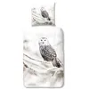 A duvet cover and pillowcase set featuring a snowy owl perched on a snow-covered branch. Produktbild-Vorschau