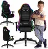 A young boy stands next to a gaming chair, which is displayed from multiple angles. Anteprima dell’immagine prodotto