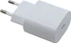 A white USB-C power adapter with two European-style prongs. Anteprima dell’immagine prodotto