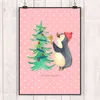 Mr. & Mrs. Panda Bild Pinguin Weihnachtsbaum DIN A2 - Rot Produktbild-Vorschau 2