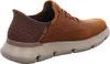 A side view of a brown Skechers men's shoe. Voir les images du produit