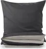 A folded duvet cover and pillowcase set. Voir les images du produit