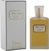 Miss Dior Eau de Toilette Originale, 100 ml, mit elegantem weißen Karton und goldenen Akzenten, klassisch-schlichte Glasflasche mit Etikett. Produktbild-Vorschau