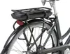 Close-up of the rear of a black electric bicycle, focusing on the battery pack and rear rack. Voir les images du produit