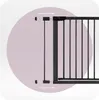Close-up illustration of a black metal safety gate with arrows indicating adjustment. Voir les images du produit