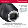 Close-up of a camera lens with text overlays highlighting its features. Produktbild-Vorschau