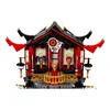 A front view of a LEGO temple structure. Produktbild-Vorschau