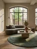 Teppich Waldgrün rund im modernen Wohnzimmer_#sku_SAF54101-SAF54105-SAF54567#