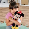 Simba Disney MM Core Minnie 35cm rouge Figurine en peluche Voir les images du produit 10