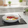 Patelnia żeliwna emaliowana 26 cm tradycyjna indukcja gaz Podgląd zdjęcia produktu 7